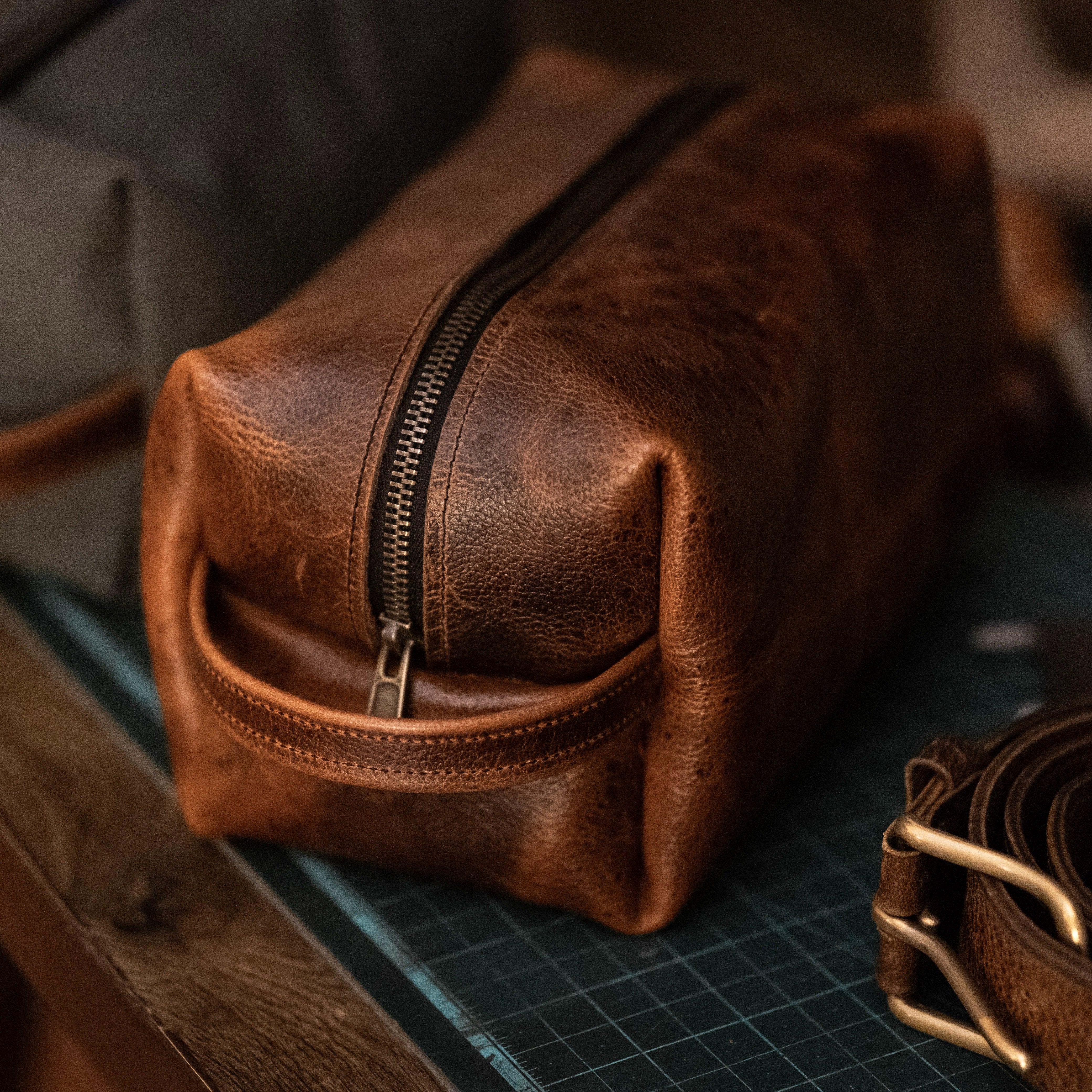 The Leather Dopp | Wren Indian